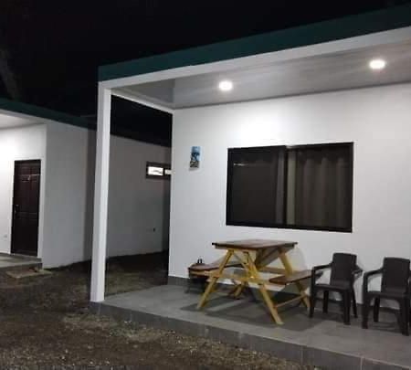 Puerto Viejo de Talamanca Bari Campings Resort מראה חיצוני תמונה